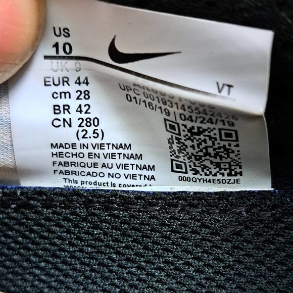 %Nike Air VaporMax Men 2019 Black Hyper Blue Size 10 AR6631-008 / A 30 main image 5